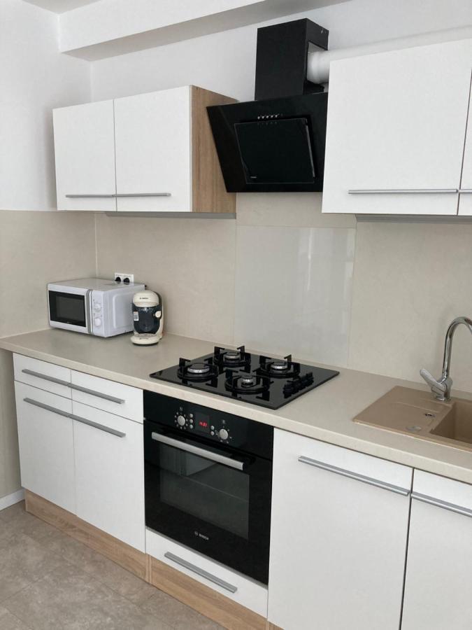 Apartman Duna بييشتِني المظهر الخارجي الصورة